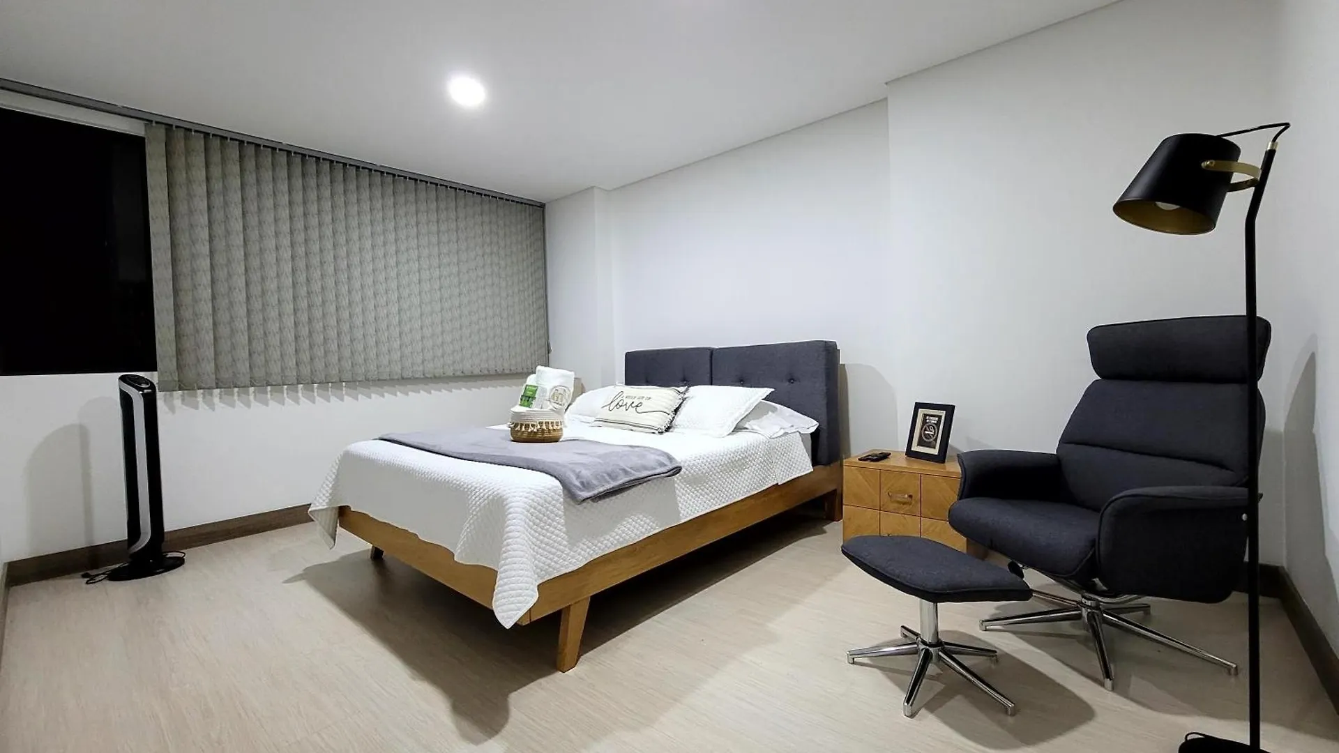 New Luxury 3 Bedroom Apartment In Great Area. Medellin Colombia