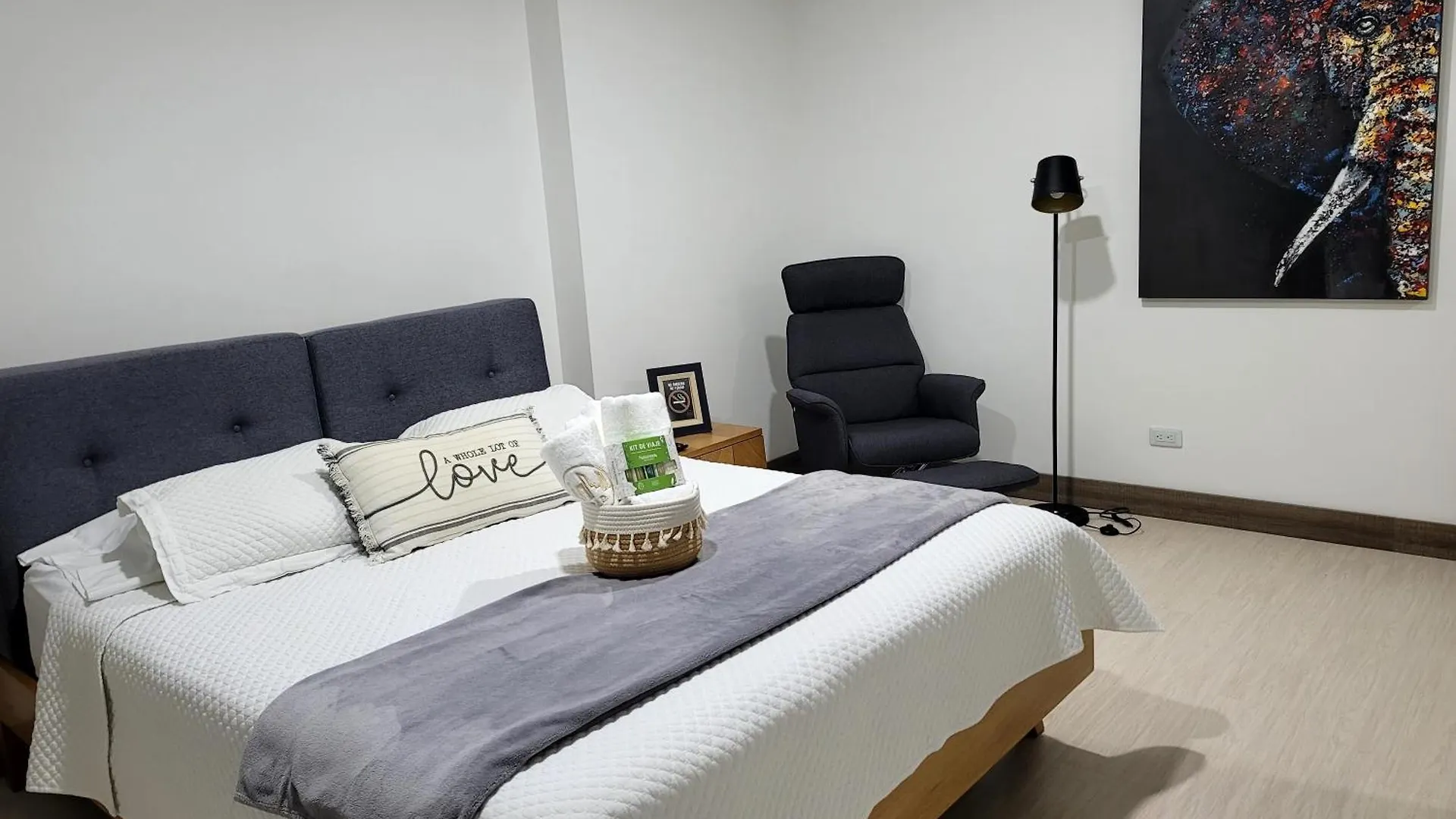 New Luxury 3 Bedroom Apartment In Great Area. Medellín